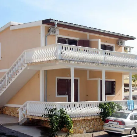 Apartment Ivka - Srd400 * Maslenica